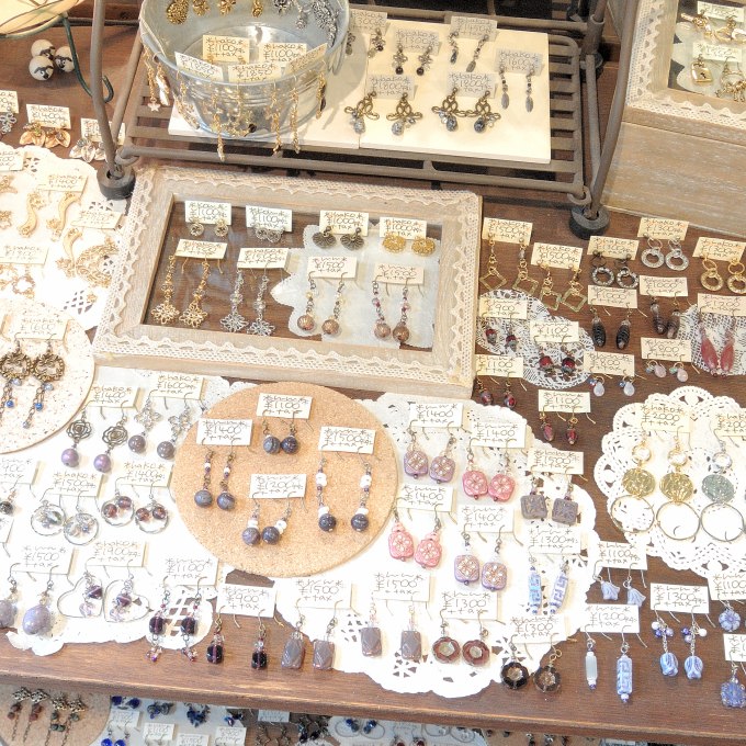 display '25年2月-3月 (1)