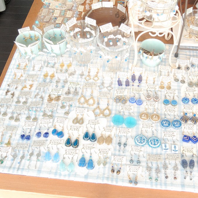 display '25年7月-8月 (1)